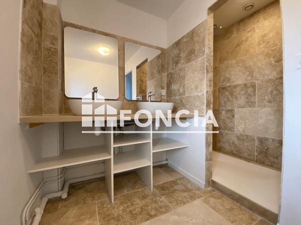 Location Appartement 5 pièces 123.26 m² - 4 RUE CHAUDRIER La Rochelle 17000
