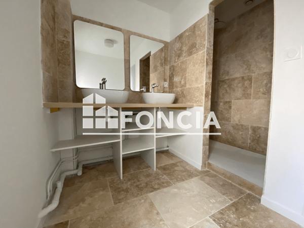 Location Appartement 5 pièces 123.26 m² - 4 RUE CHAUDRIER La Rochelle 17000
