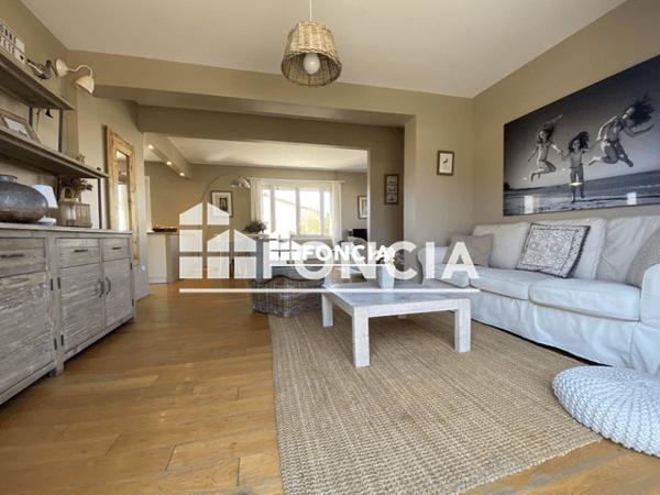 Location Maison 5 pièces 109.93 m² - 44 RUE NEW ROCHELLE La Rochelle 17000