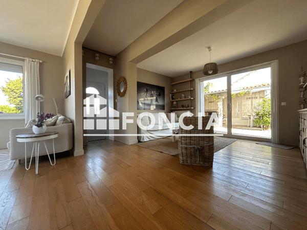 Location Maison 5 pièces 109.93 m² - 44 RUE NEW ROCHELLE La Rochelle 17000