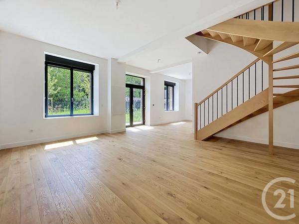 Appartement F5 à vendre  6 pièces - 132 m 2   CHARTRES  - 28