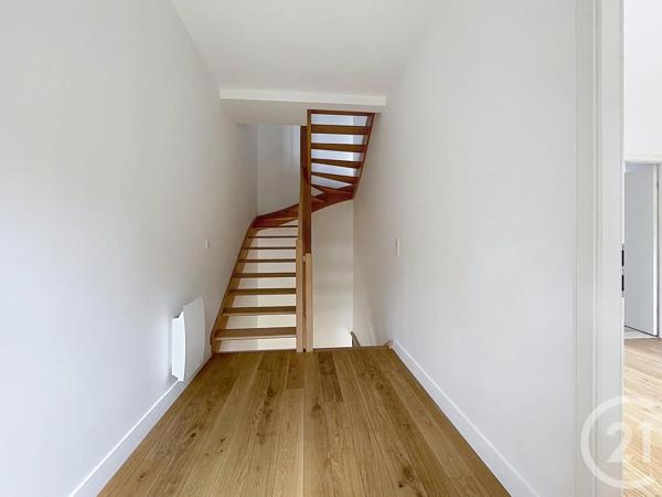 Appartement F5 à vendre  6 pièces - 132 m 2   CHARTRES  - 28