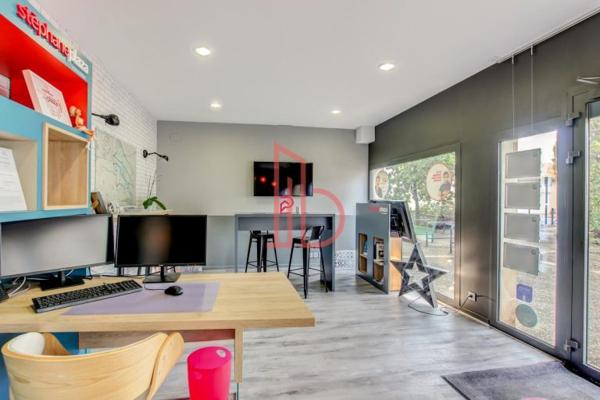 Bureau de 70 m² à louer à Bordeaux Cauderan