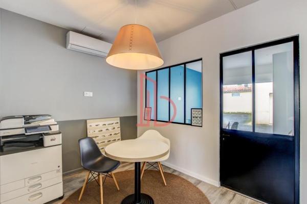 Bureau de 70 m² à louer à Bordeaux Cauderan