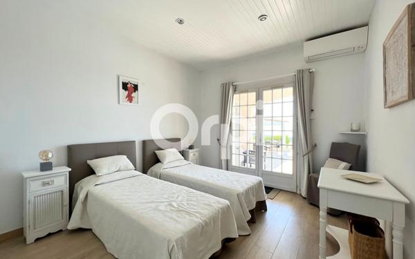 Maison à vendre    5 pièces •  Mandelieu-la-Napoule