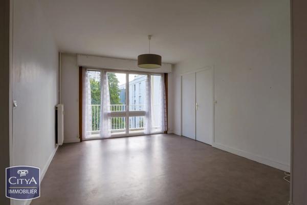 Appartement à vendre 2 pièces 46.96m² Orléans (45000)