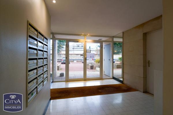 Appartement à vendre 2 pièces 46.96m² Orléans (45000)