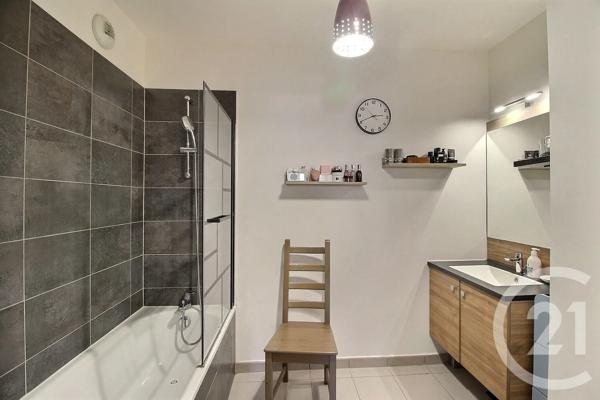 Appartement F3 à vendre  3 pièces - 61,07 m 2   MASSY  - 91