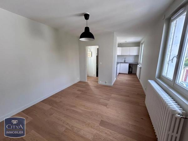 Maison à louer 2 pièces 33.59m² Tours (37000)