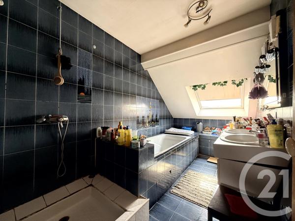 Immeuble à vendre  189 m2 ST QUENTIN - 02