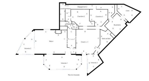 Maison
         5 pièces
        - 123 m² 250 000 € *