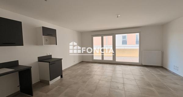 Location Appartement 3 pièces 68.2 m² - Morières-lès-avignon 84310