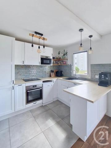 Appartement F2 à vendre  2 pièces - 52,10 m 2   BRETIGNY SUR ORGE  - 91