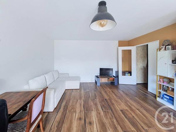 Appartement F2 à vendre  2 pièces - 52,10 m 2   BRETIGNY SUR ORGE  - 91