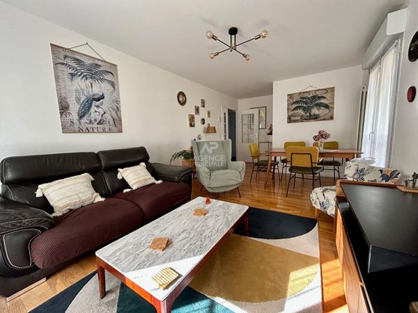 Appartement Poissy 4 pièce(s) 78 m2 339 000 € **  - Référence  9294