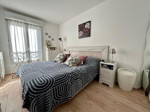 Appartement Poissy 4 pièce(s) 78 m2 339 000 € **  - Référence  9294