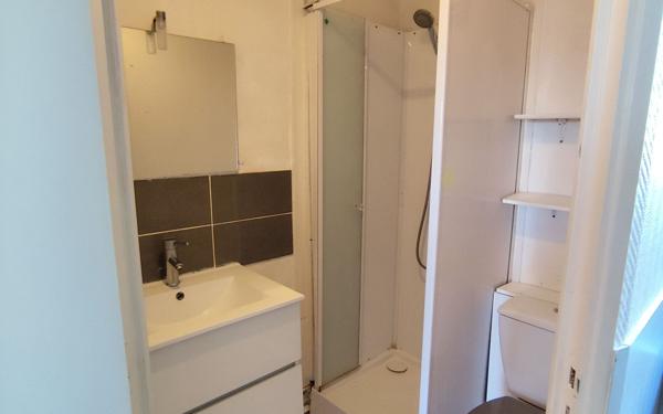 Appartement à louer    1 pièce • 35 m2 Landivisiau