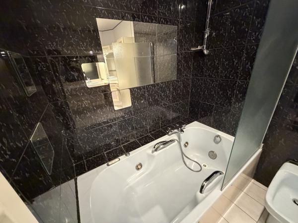Quimper en Plein Centre ville, Vaste Appartement T3 de 92m² avec Vue Dégagée