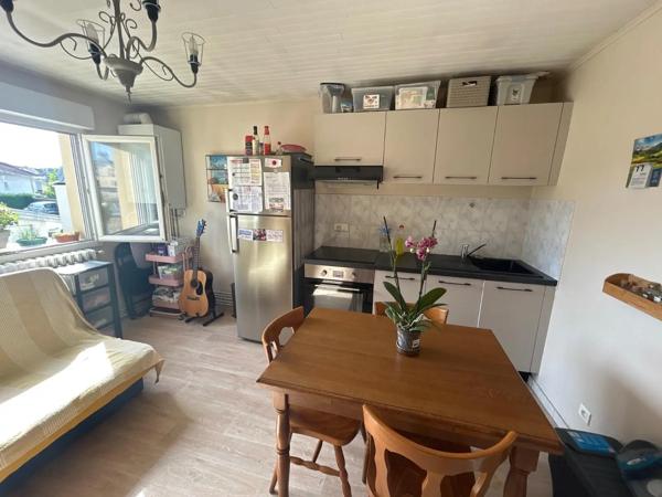 Appartement à louer 2 pièces 32.58m² Valentigney (25700)