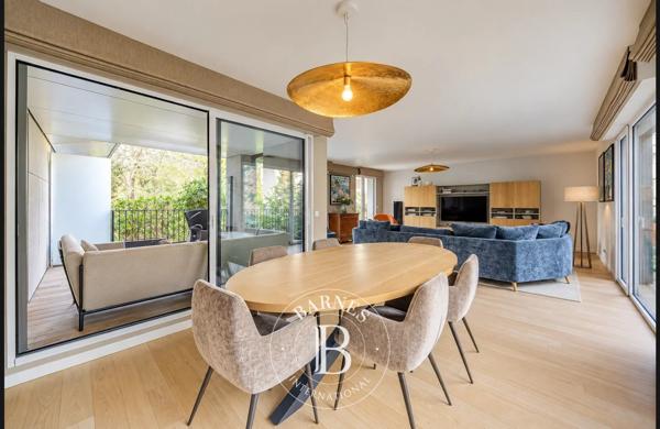 Versailles, Appartement 3 Chambres -  141 m² à vendre