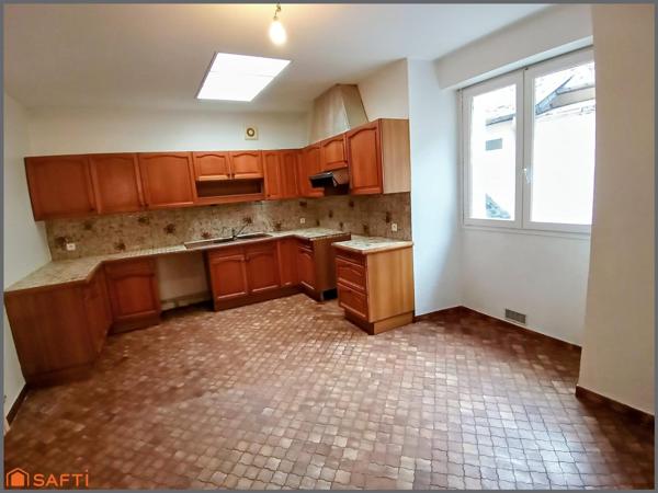 APPARTEMENT 120M² JARDIN GARAGE OLORON STE-MARIE