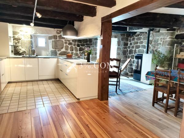 Mas 11 pièce(s) 6 chambre(s) 266 m²