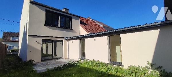 Maison rénovée de 100m² avec jardin SUD à TREPIED