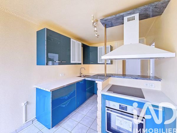 Appartement à vendre 3 pièces 62 m² Boussy-Saint-Antoine