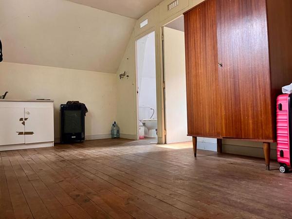 Maison 65 m²  avec 2 chambres + maisonnette à rénover