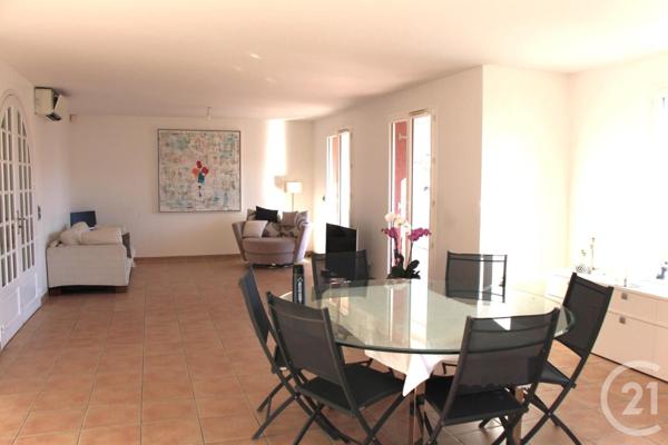 Appartement F5 à vendre  5 pièces - 148,73 m2 ROQUEBRUNE CAP MARTIN - 06
