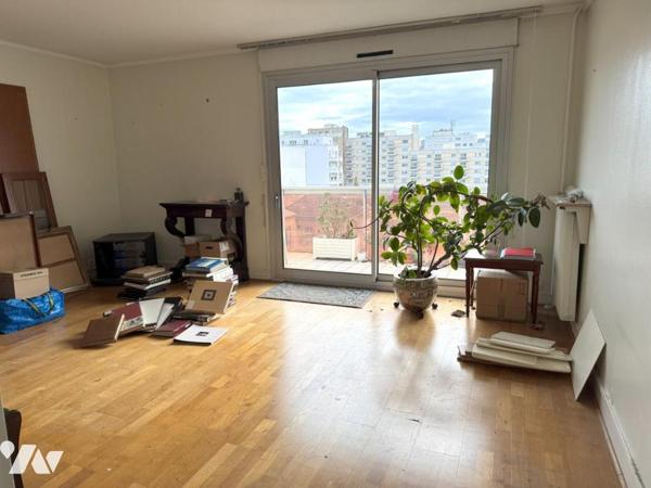 BOIS COLOMBES - QUARTIER GARE - 3 PIECES. DERNIER ETAGE. BALCON.