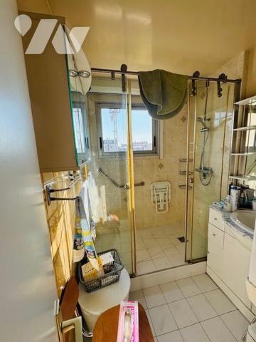 BOIS COLOMBES - QUARTIER GARE - 3 PIECES. DERNIER ETAGE. BALCON.