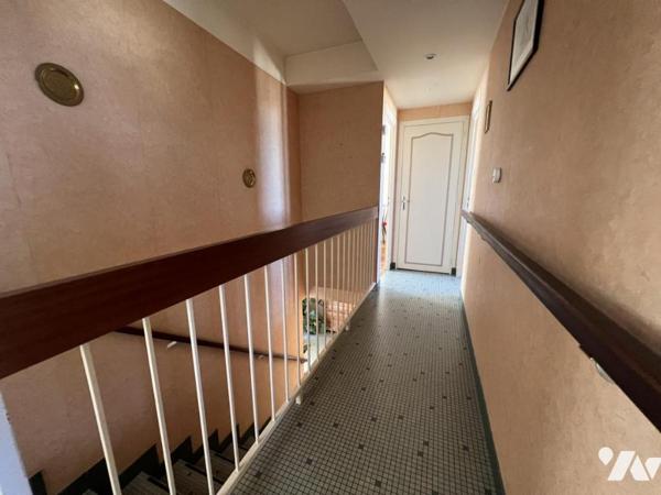 MAISON D'HABITATON A VENDRE