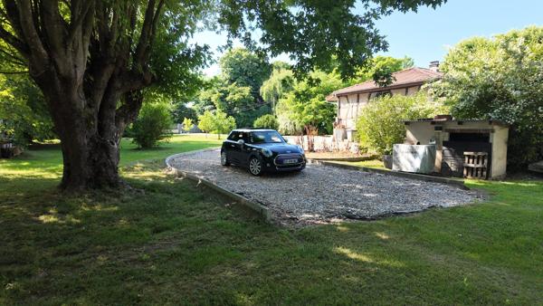 lONGERE ET TERRAIN CONSTRUCTIBLE
