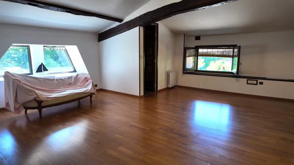lONGERE ET TERRAIN CONSTRUCTIBLE