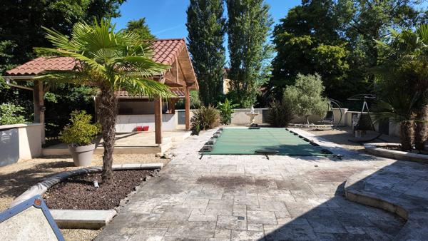 lONGERE ET TERRAIN CONSTRUCTIBLE