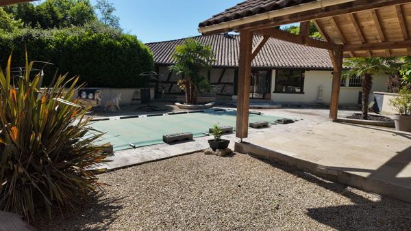lONGERE ET TERRAIN CONSTRUCTIBLE