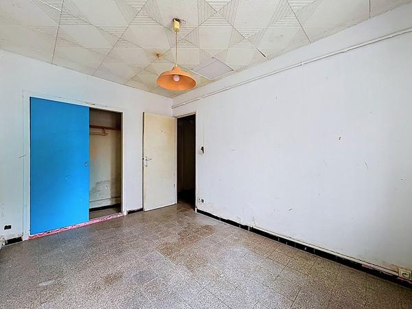 Appartement à rénover à Avignon 3 pièces 58m2 avec CAVE