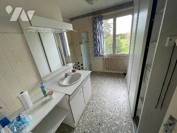 A COUR CHEVERNY- CHARMANTE MAISON FAMILIALE