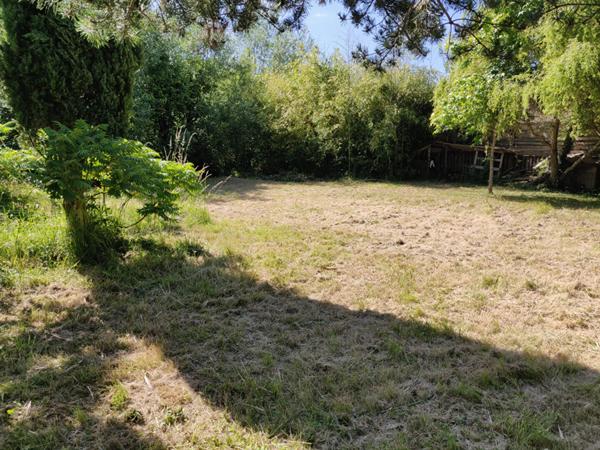 TERRAIN A BATIR DE 550 M2 SUR OLLAINVILLE