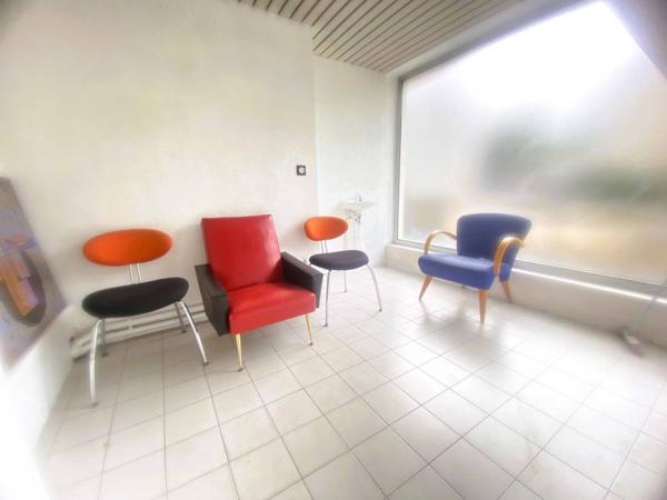 03200 VICHY - LOCAL COMMERCIAL-2 PIECES COEUR DE VILLE-