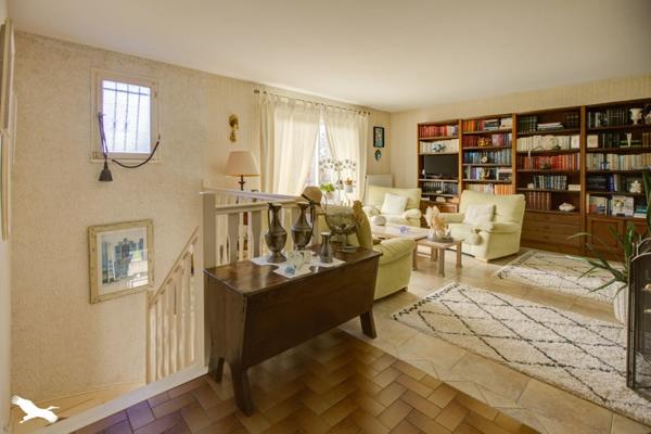Maison à vendre 234 300 € Saint-Germain-les-Vergnes 6 p 126 m² DPE D