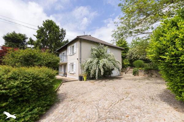 Maison à vendre 234 300 € Saint-Germain-les-Vergnes 6 p 126 m² DPE D