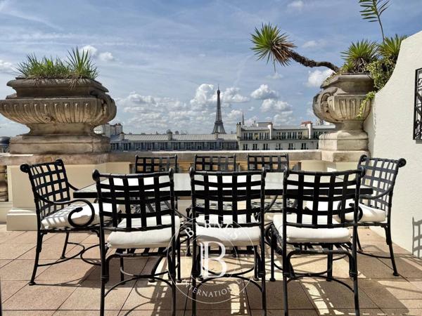 Paris 8ème, Appartement 1 Chambre -  52 m² à vendre
