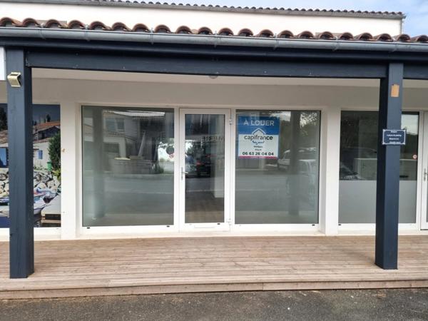 Dpt Charente Maritime (17), A Louer ST-PIERRE D'OLERON idéalement située en cœur de ZAE Local commercial de 48m²