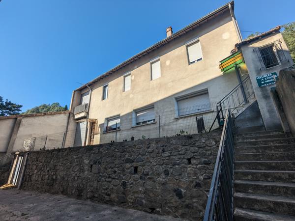 Vals-les-Bains (07600) 3 LOGEMENTS INDÉPENDANTS