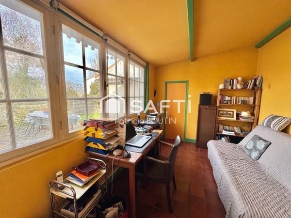 MAISON 3 CHAMBRES BUREAU ET GARAGE PROCHE CENTRE VILLE DE NIORT !