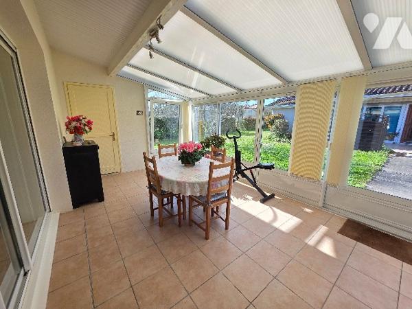 LES SENIORIALES. Pavillon de plain-pied dans résidence sécurisée avec piscine !