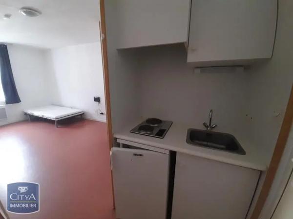 Appartement à louer 1 pièce 19.27m² Nîmes (30900)