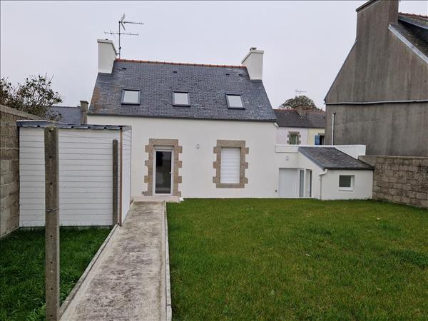 Maison à louer |  PLOUDALMEZEAU |  5 pièces | 111 m²